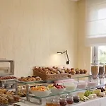 Pora Oezdemir *